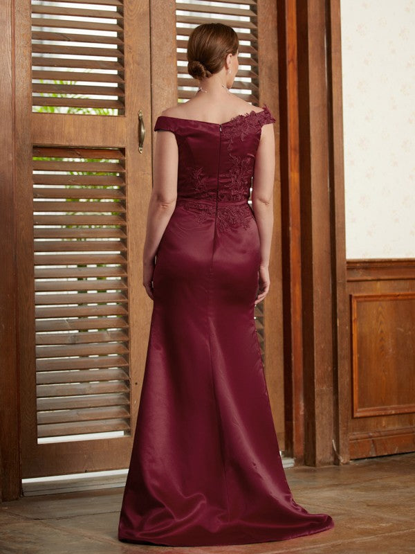 Princess Sheath/Column Satin Applique Off-the-Shoulder Sleeveless Sweep/Brush Train Mother of the Bride Dresses DFP0020348