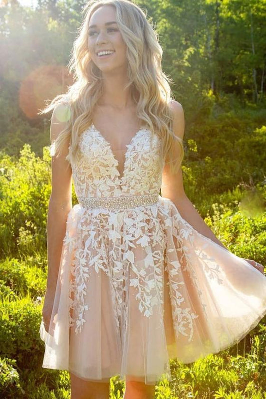 Spaghetti Straps V Neck Appliques Tulle Lace Ivory Anahi A Line Homecoming Dresses Beading Mini