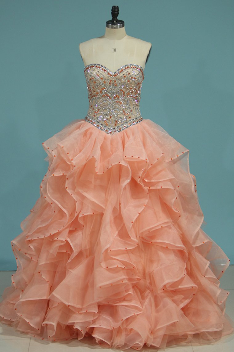 2024 Quinceanera Dresses Sweetheart Ball Gown With Beads And Jacket Court Train