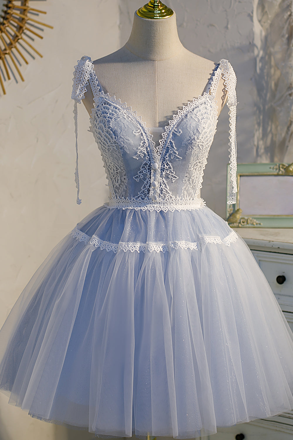 Light Blue Spaghetti Straps Lace Tulle Short Homecoming Dresses