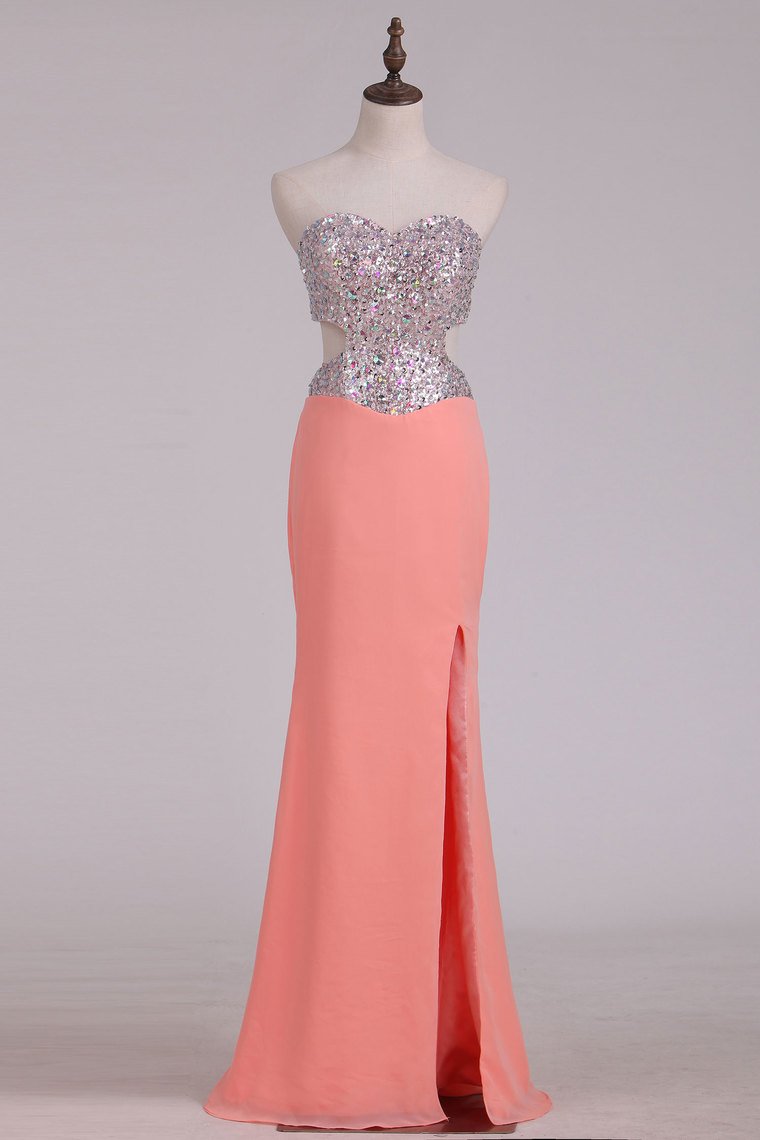 2024 Scalloped Neckline Beaded Bodice Prom Dresses Sheath Chiffon With Slit