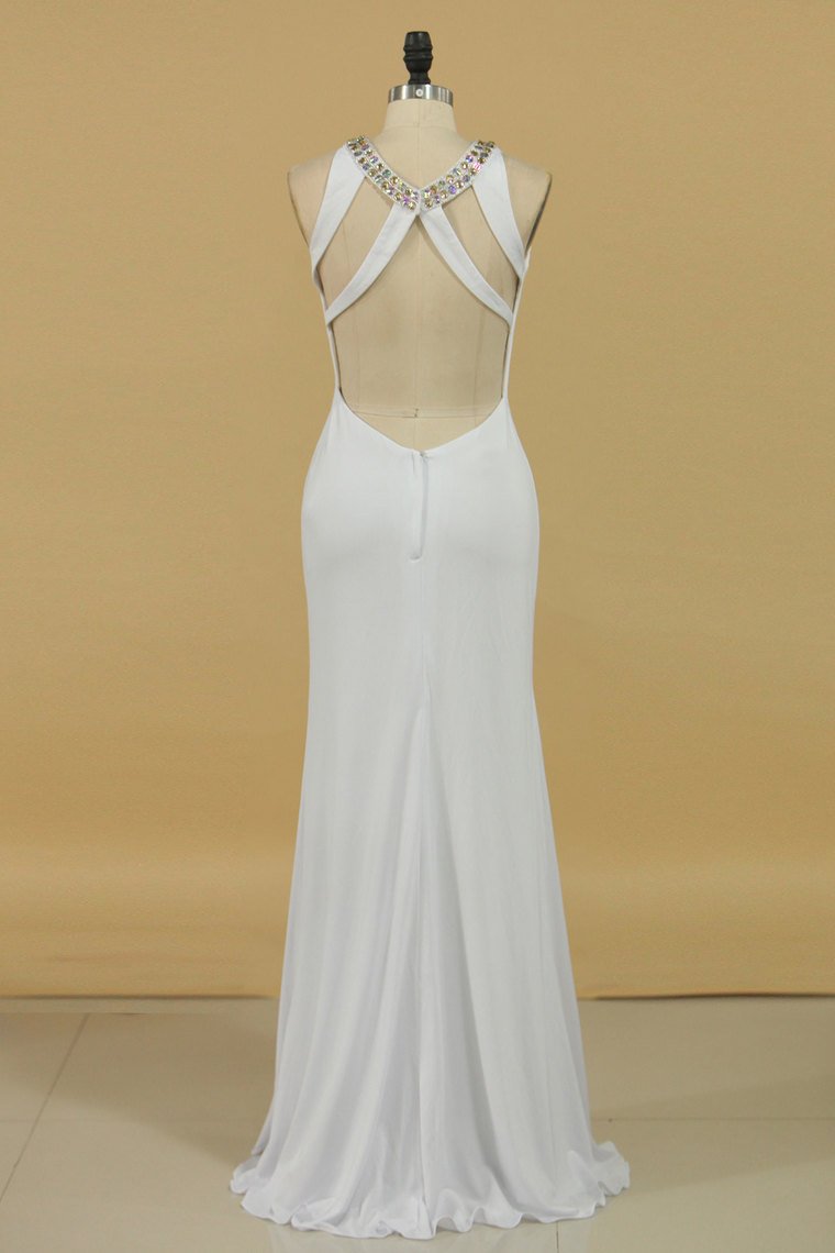 2024 New Arrival Scoop Open Back Prom Dresses With Beads And Slit Spandex Sheath