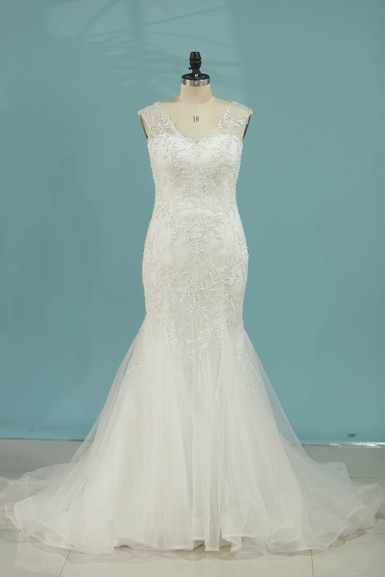 2024 Mermaid/Trumpet Wedding Dresses V-Neck Chapel Train Tulle With Applique Sleeveless