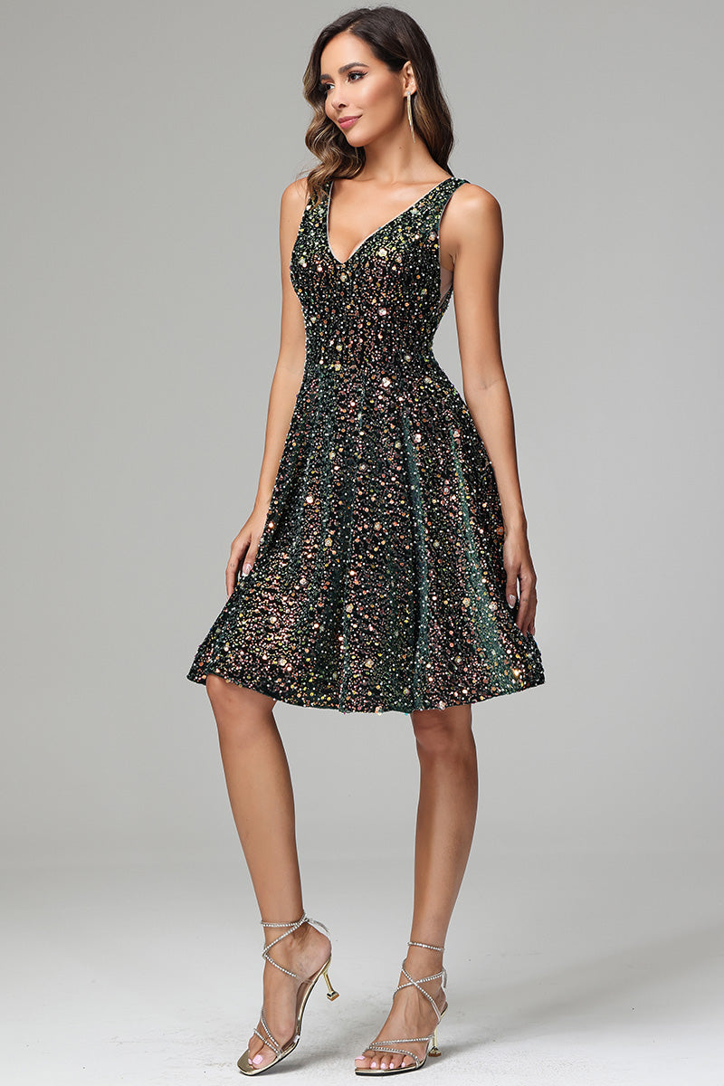 Dark Green A Line V-neck Short Sequins Homecoming Dress