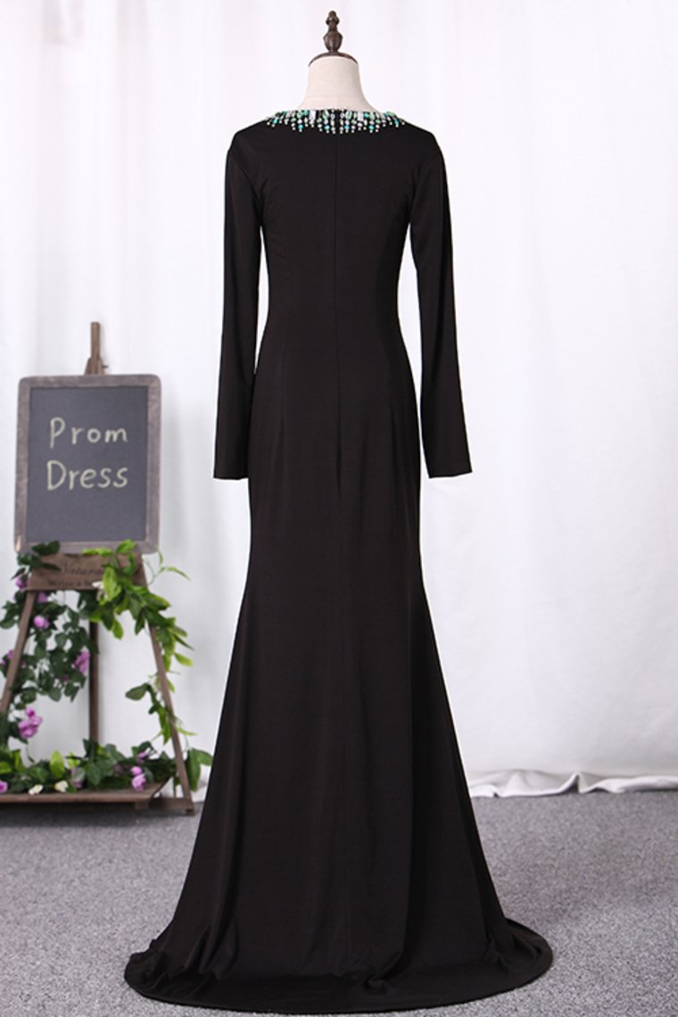 2024 V Neck Long Sleeves Mother Of The Bride Dresses Spandex With Beading Mermaid