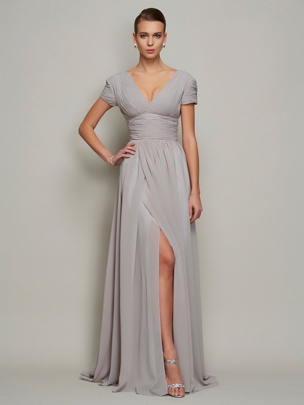 A-Line/Princess V-neck Short Sleeves Long Chiffon Mother of the Bride Dresses DFP0007086