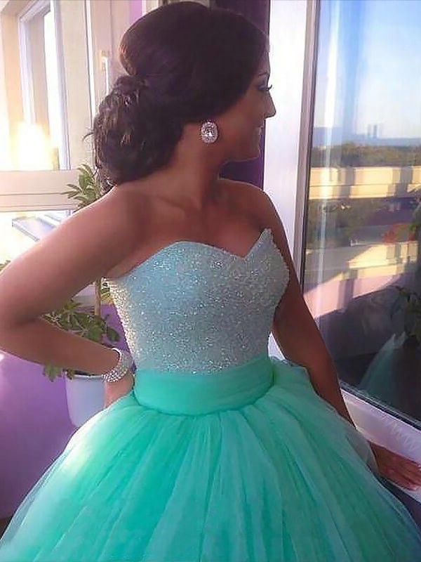 Ball Gown Sleeveless Sweetheart Tulle Sweep/Brush Train Beading Plus Size Dresses DFP0002464