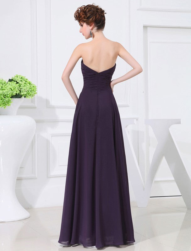 A-Line/Princess Sweetheart Sleeveless Chiffon Pleats Long Bridesmaid Dresses DFP0005559