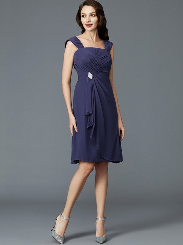 Sheath/Column Straps Chiffon Knee-Length Sleeveless Mother of the Bride Dresses DFP0007367