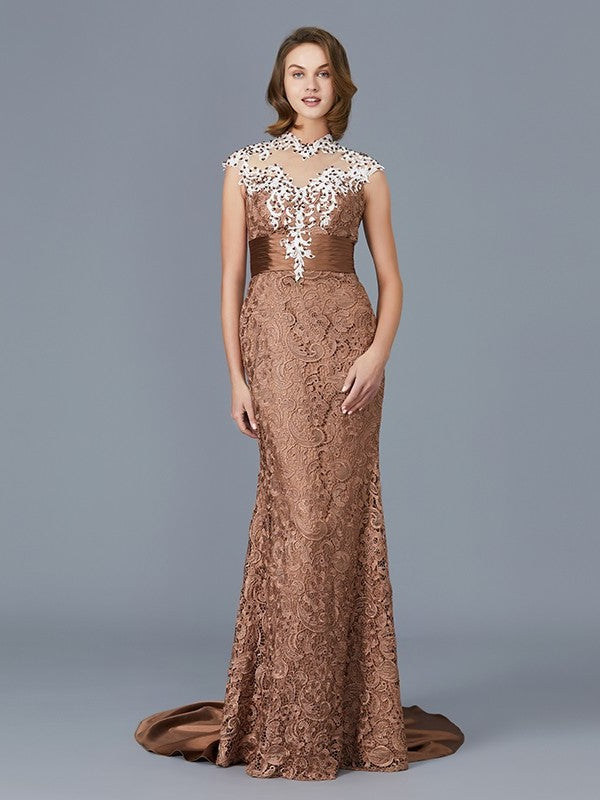 Trumpet/Mermaid Scoop Sleeveless Beading Lace Floor-Length Mother of the Bride Dresses DFP0007333