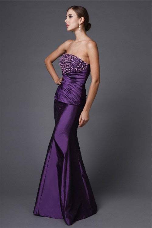 Trumpet/Mermaid Sleeveless Beading Strapless Long Taffeta Mother of the Bride Dresses DFP0007437