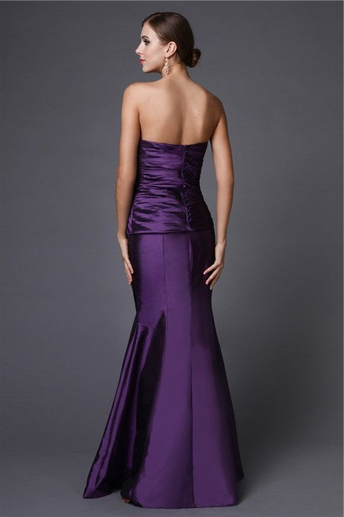 Trumpet/Mermaid Sleeveless Beading Strapless Long Taffeta Mother of the Bride Dresses DFP0007437