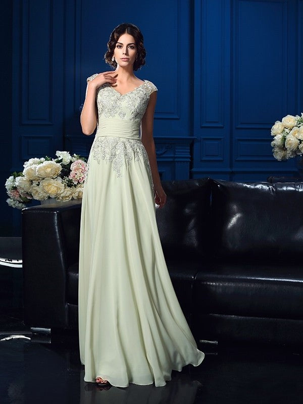 A-Line/Princess V-neck Applique Sleeveless Long Chiffon Mother of the Bride Dresses DFP0007174