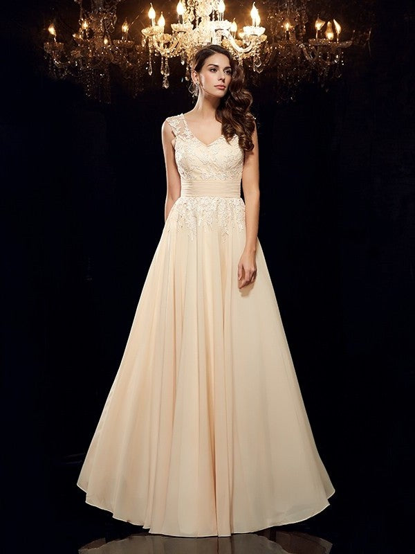 A-Line/Princess Straps Applique Sleeveless Long Chiffon Mother of the Bride Dresses DFP0007358