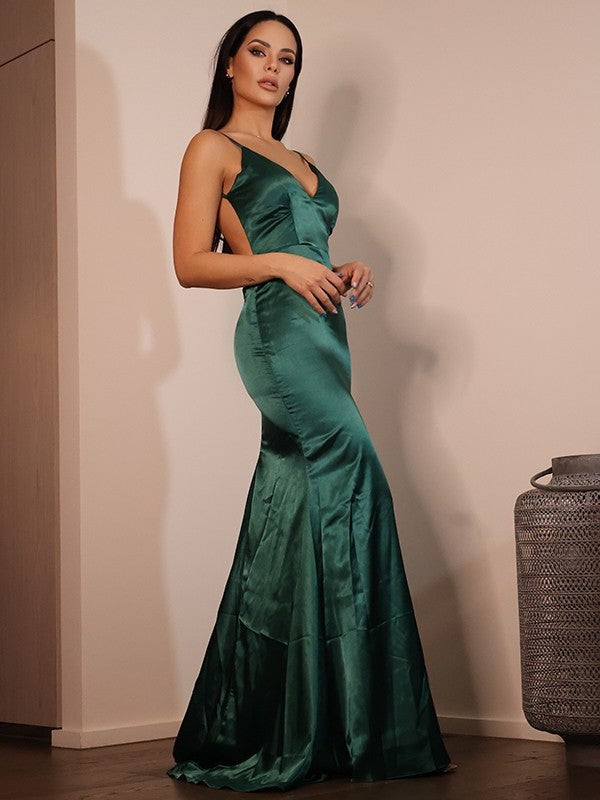 Sheath/Column Silk like Satin Ruched V-neck Sleeveless Sweep/Brush Train Dresses DFP0004875