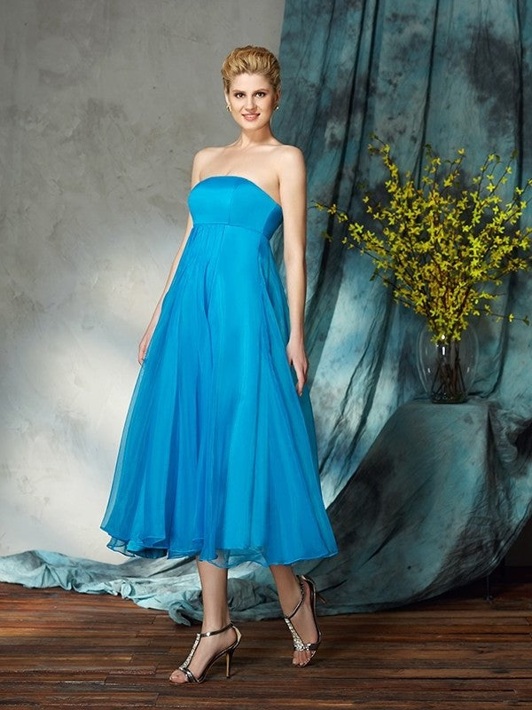 A-Line/Princess Strapless Applique Sleeveless Short Organza Mother of the Bride Dresses DFP0007270