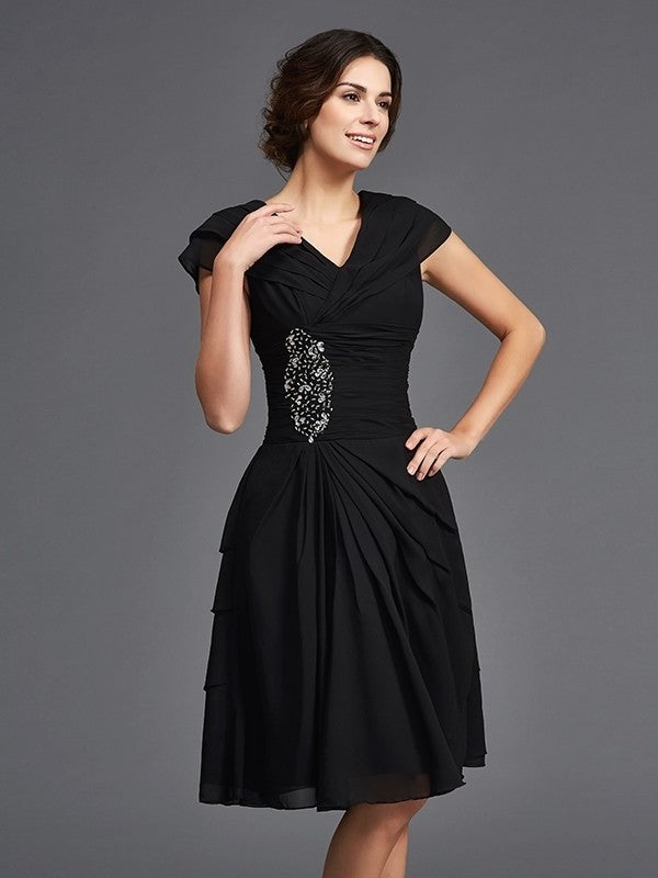 A-Line/Princess V-neck Beading Sleeveless Short Chiffon Mother of the Bride Dresses DFP0007288