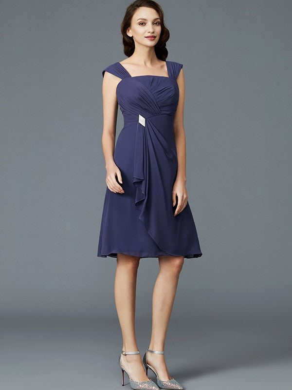 Sheath/Column Straps Chiffon Knee-Length Sleeveless Mother of the Bride Dresses DFP0007367