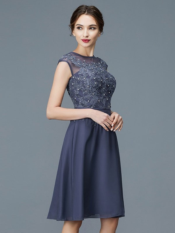 A-Line/Princess Scoop Chiffon Sleeveless Beading Knee-Length Mother of the Bride Dresses DFP0007065